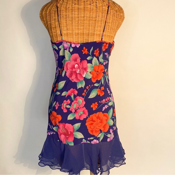 Vintage Victoria Secret Gold Label Floral Slip - Picture 2 of 6